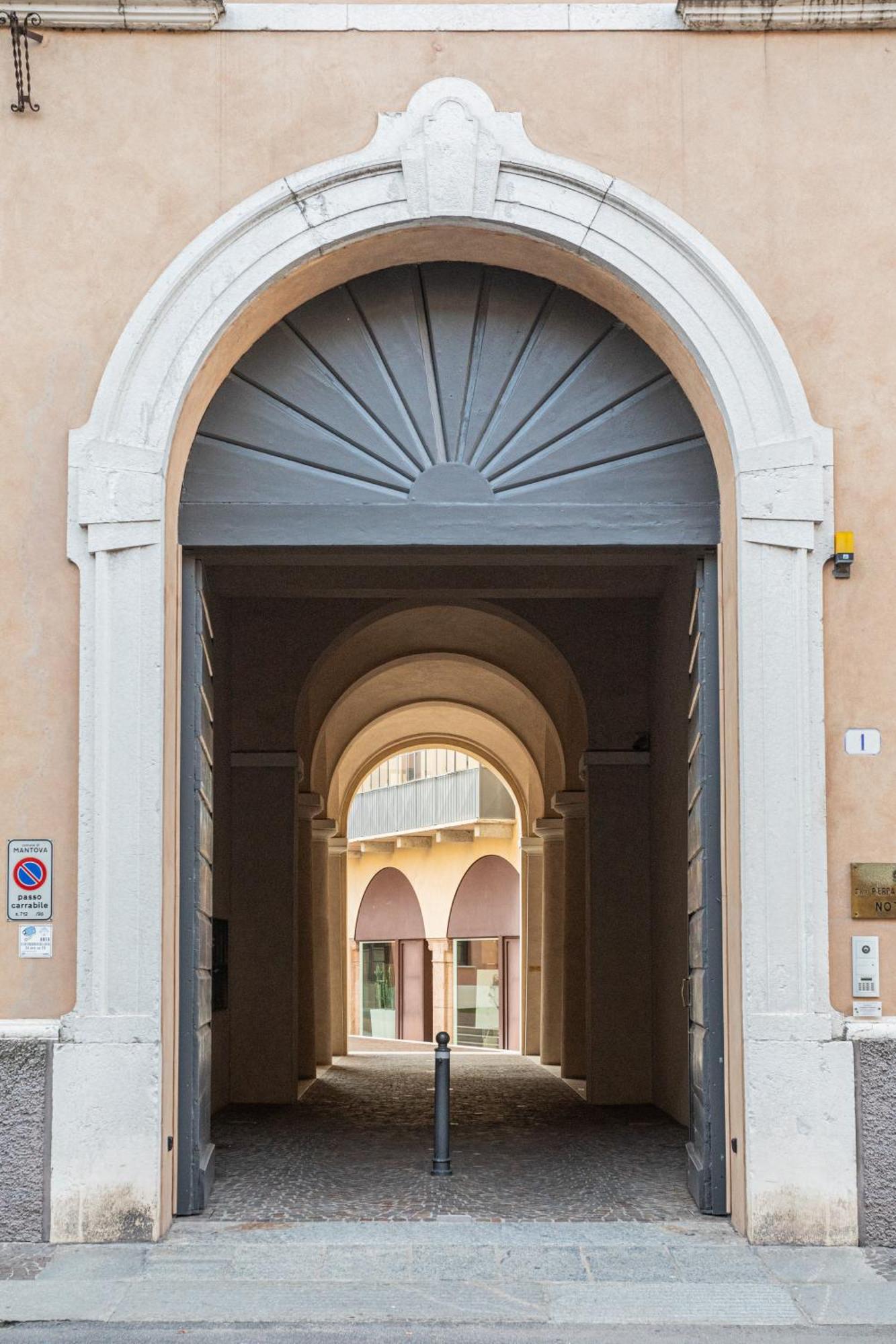 Appartamento Siliprandi Mantova Bagian luar foto
